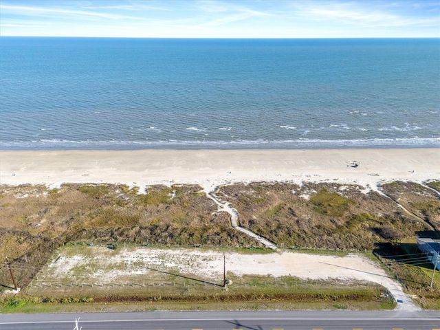 3903 2nd Street, Galveston, TX 77554