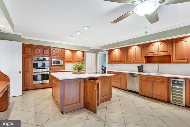 3819 DELASHMUTT DR, Haymarket, VA 20169