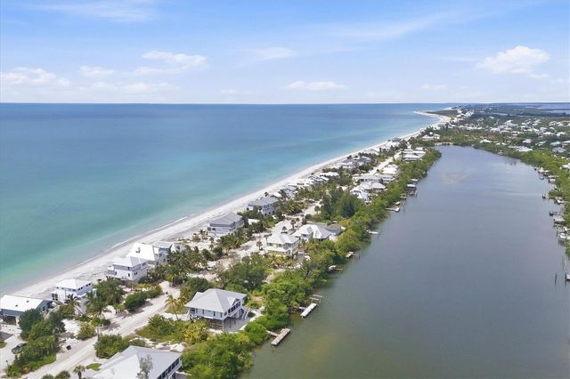 252 S GULF BOULEVARD, Placida, FL 33946