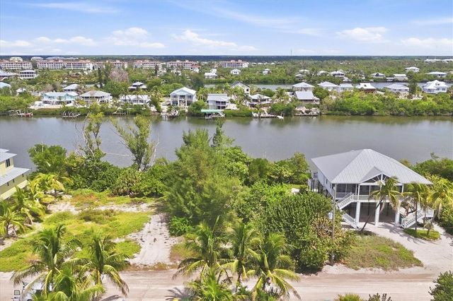 252 S GULF BOULEVARD, Placida, FL 33946
