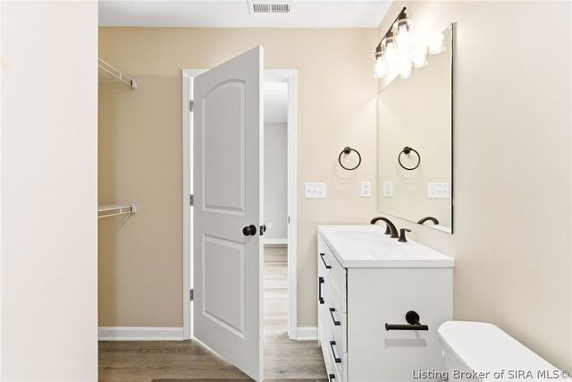 211 Guilford Avenue, Charlestown, IN 47111