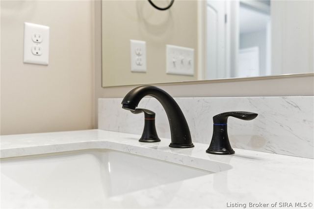 211 Guilford Avenue, Charlestown, IN 47111