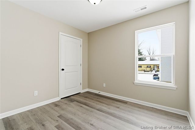 211 Guilford Avenue, Charlestown, IN 47111