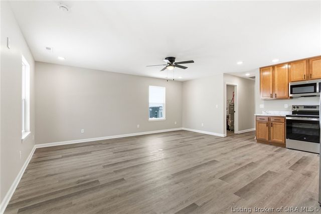 211 Guilford Avenue, Charlestown, IN 47111