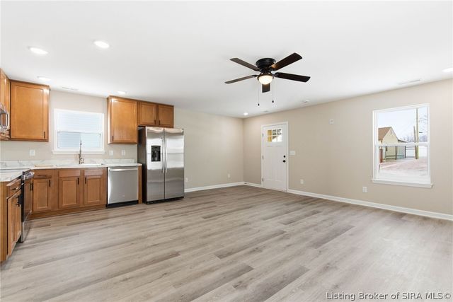 211 Guilford Avenue, Charlestown, IN 47111