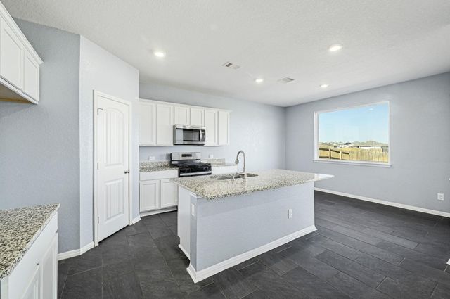 124 Greenbelt Reservoir PASS, Kyle, TX 78640