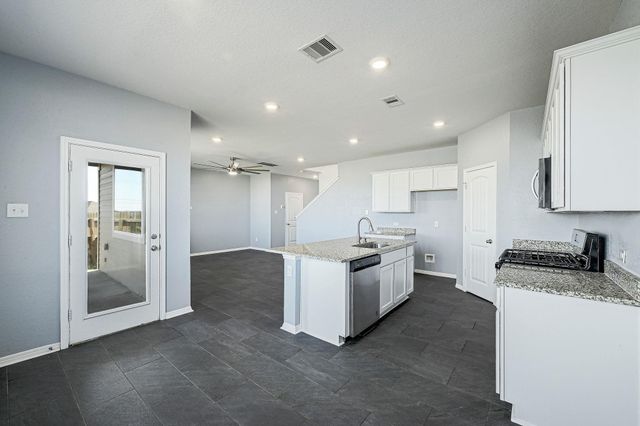 124 Greenbelt Reservoir PASS, Kyle, TX 78640