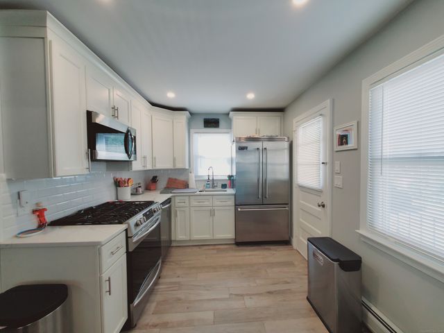 27 Winter Street, Stamford, CT 06905