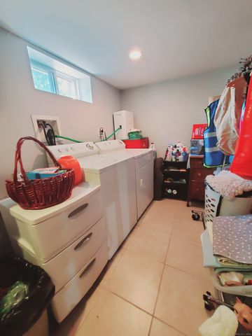 27 Winter Street, Stamford, CT 06905