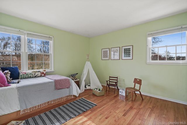 3594 Suncrest Avenue, Yorktown Heights, NY 10598