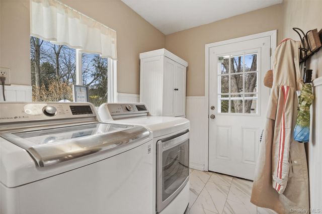3594 Suncrest Avenue, Yorktown Heights, NY 10598