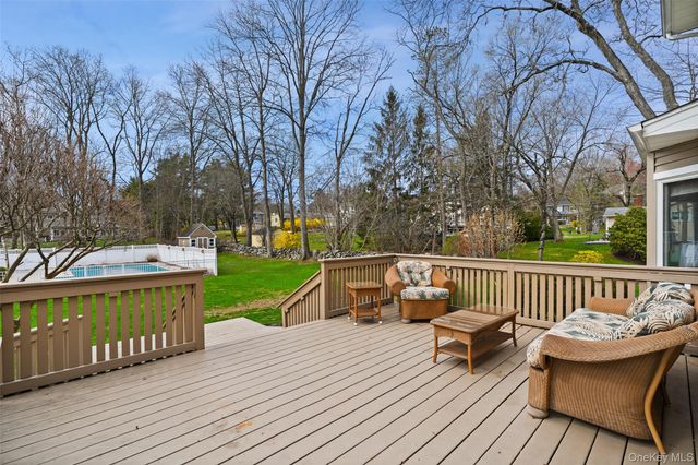3594 Suncrest Avenue, Yorktown Heights, NY 10598