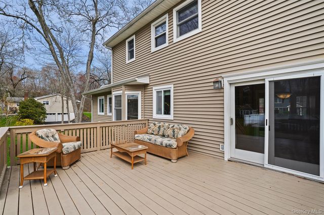 3594 Suncrest Avenue, Yorktown Heights, NY 10598
