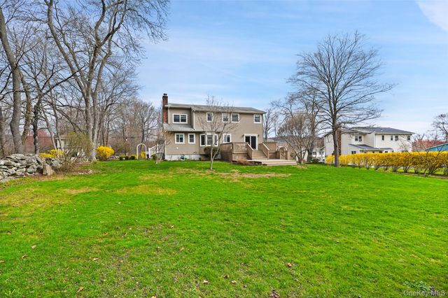 3594 Suncrest Avenue, Yorktown Heights, NY 10598