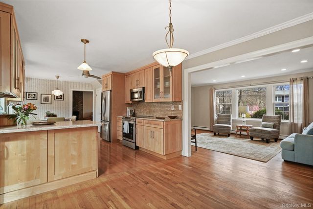 3594 Suncrest Avenue, Yorktown Heights, NY 10598