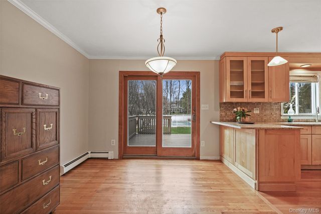 3594 Suncrest Avenue, Yorktown Heights, NY 10598