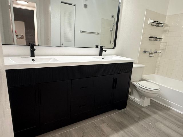 3370 N Pinewalk Dr Drive N 1224, Margate, FL 33063