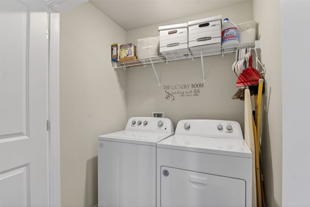 1011 35th Street SW, Altoona, IA 50009