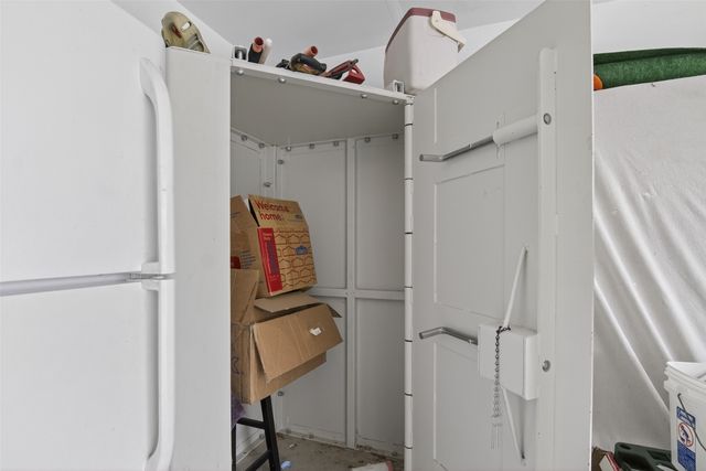 1011 35th Street SW, Altoona, IA 50009