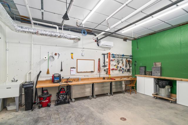 2350 Harbor Place 214, Mound, MN 55364