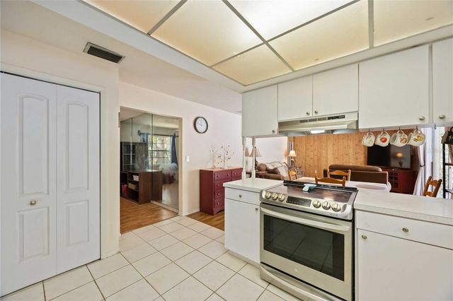 5753 33RD STREET E, Bradenton, FL 34203