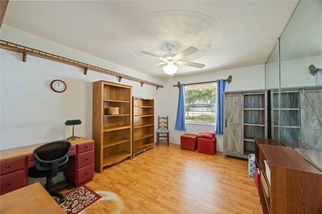 5753 33RD STREET E, Bradenton, FL 34203