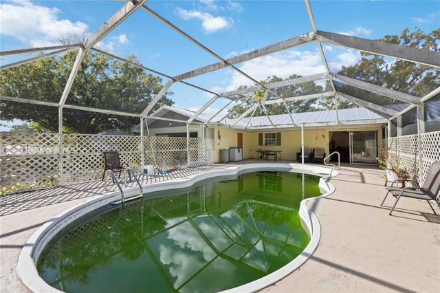 5753 33RD STREET E, Bradenton, FL 34203