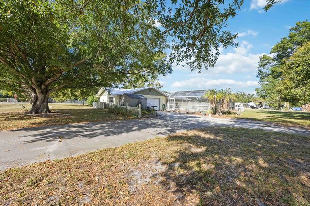 5753 33RD STREET E, Bradenton, FL 34203