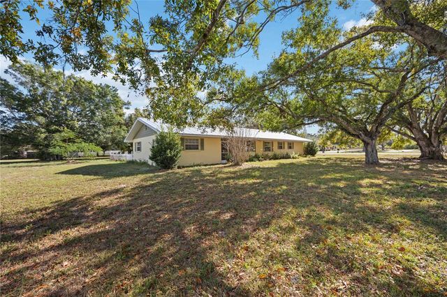 5753 33RD STREET E, Bradenton, FL 34203