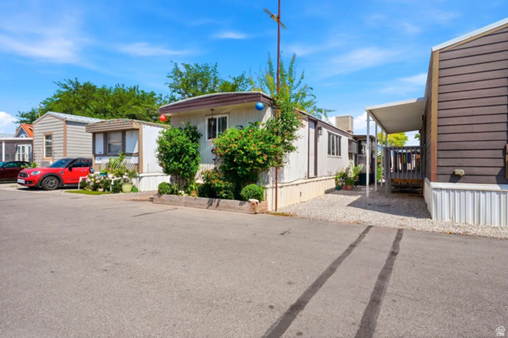 151 E HAMILTON LN, South Salt Lake, UT 84115 — exterior