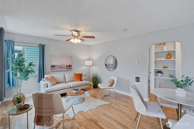 1027 S Rochester Street, Tacoma, WA 98465