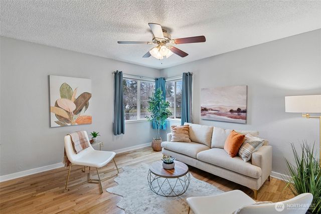 1027 S Rochester Street, Tacoma, WA 98465