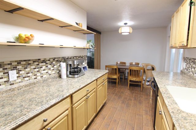 3975 HOLLENBECK AVENUE, North Pole, AK 99705