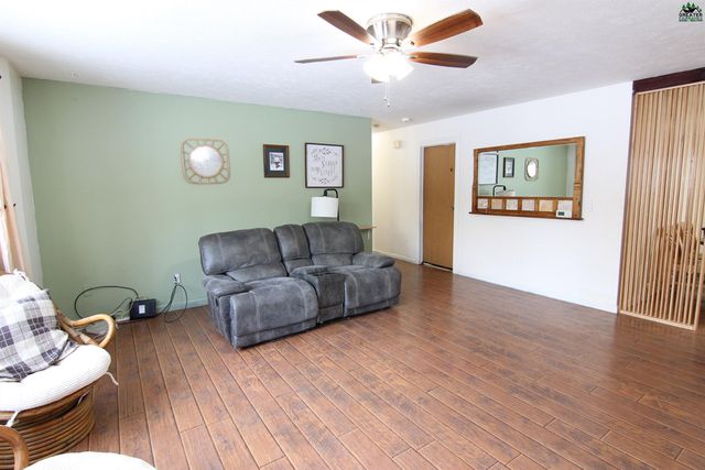 3975 HOLLENBECK AVENUE, North Pole, AK 99705