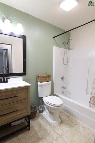 3975 HOLLENBECK AVENUE, North Pole, AK 99705