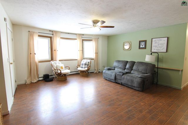 3975 HOLLENBECK AVENUE, North Pole, AK 99705