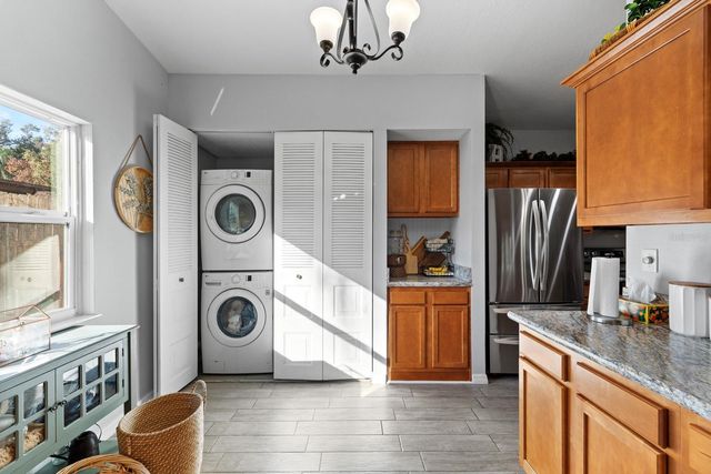 1419 SHADOW BAY LANE, Brandon, FL 33510