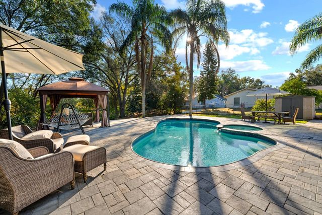 1419 SHADOW BAY LANE, Brandon, FL 33510