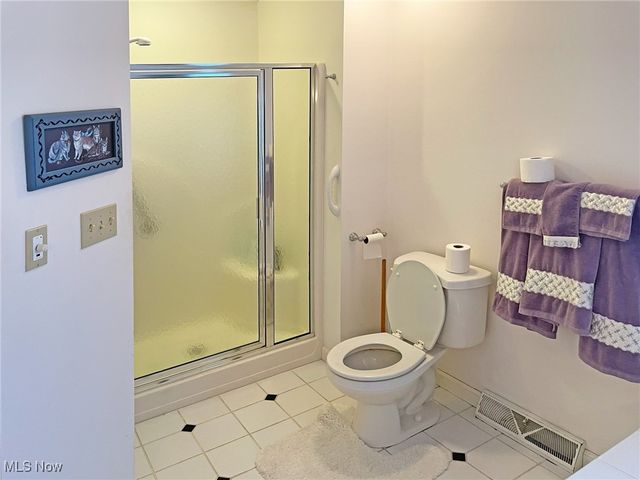 311 E 293rd Street, Willowick, OH 44095