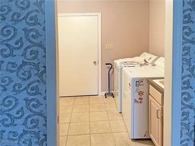 311 E 293rd Street, Willowick, OH 44095