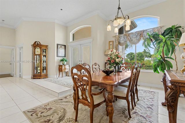 9825 Hindel Court, Boynton Beach, FL 33472