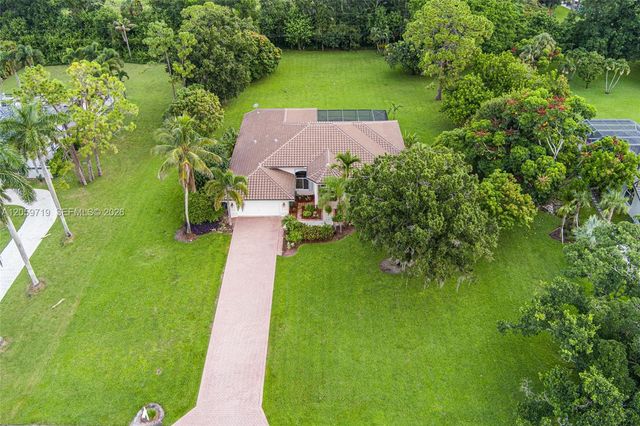 9825 Hindel Court, Boynton Beach, FL 33472