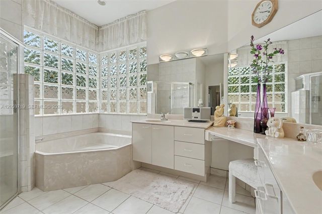 9825 Hindel Court, Boynton Beach, FL 33472