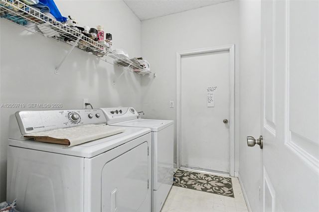 9825 Hindel Court, Boynton Beach, FL 33472