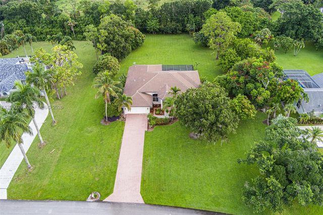9825 Hindel Court, Boynton Beach, FL 33472