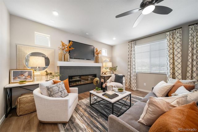 22362 E 38th Place, Aurora, CO 80019