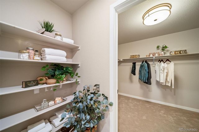 22362 E 38th Place, Aurora, CO 80019