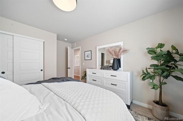 22362 E 38th Place, Aurora, CO 80019