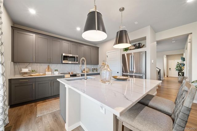 22362 E 38th Place, Aurora, CO 80019