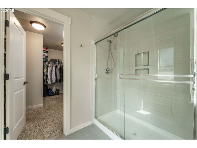 15319 Ne 107TH St, Vancouver, WA 98682